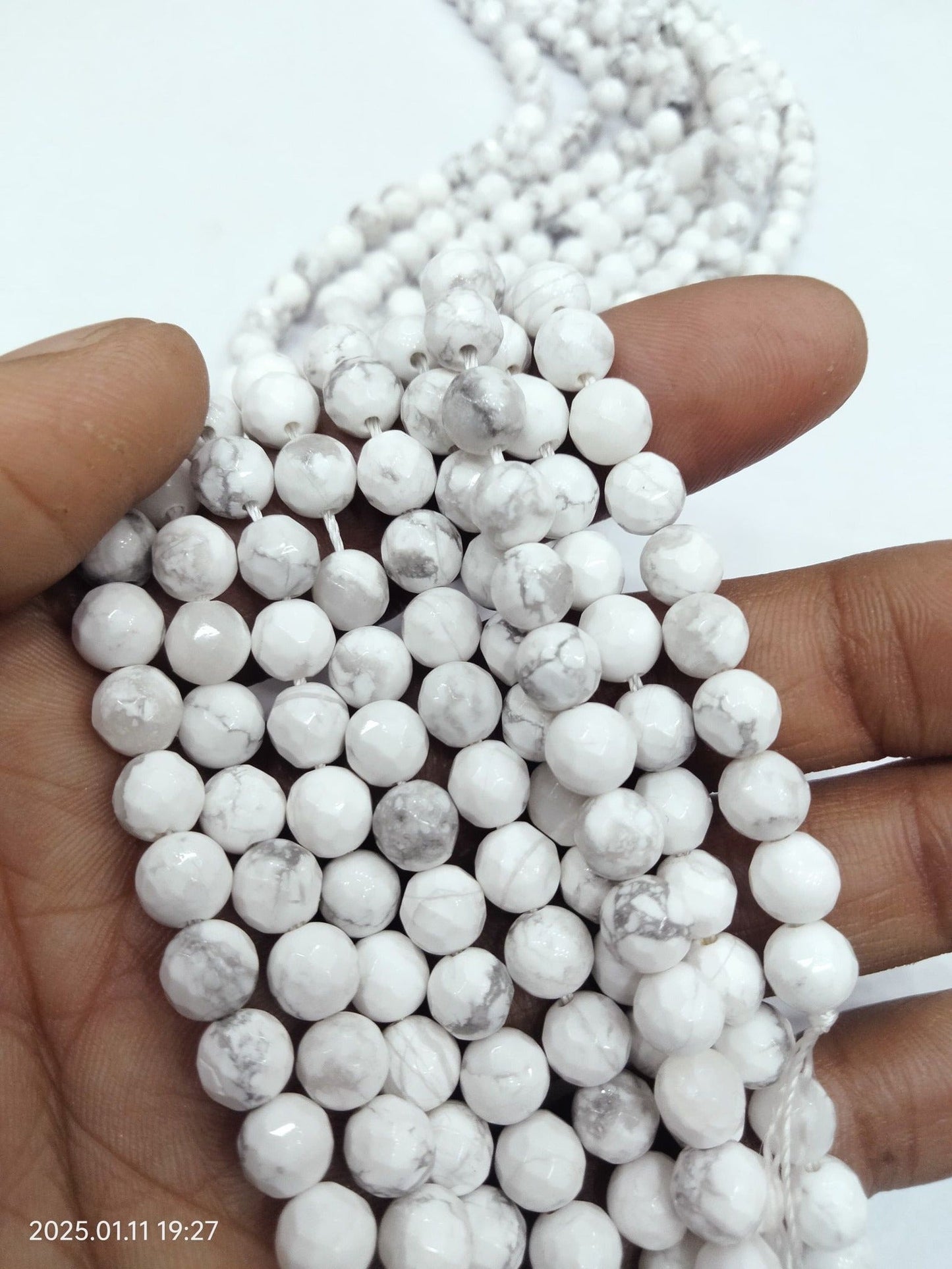 Howlite Mala